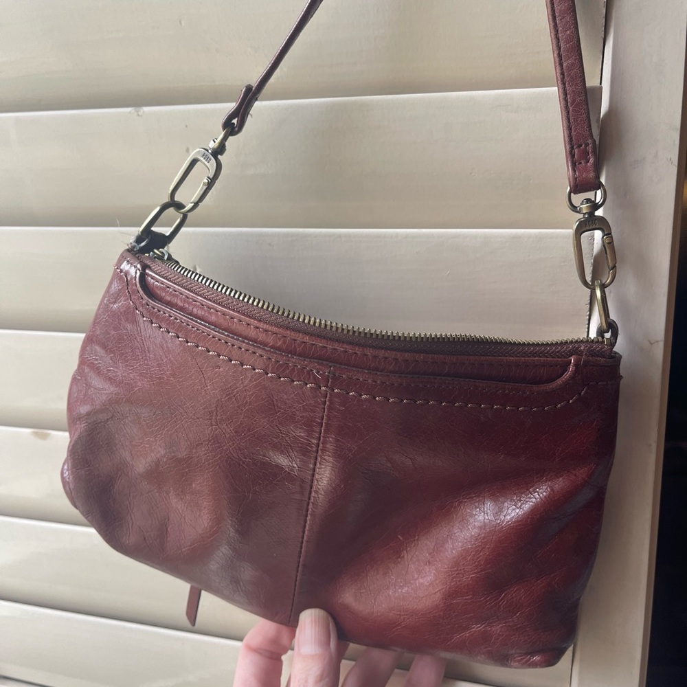 HOBO Rich Brown Leather Crossbody Bag - Picture 3 of 8